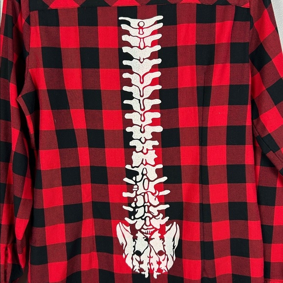 Hot Topic Plaid Spine Back Woven Button-Up Long Sleeve Shirt Large Red Black - Picture 12 of 12